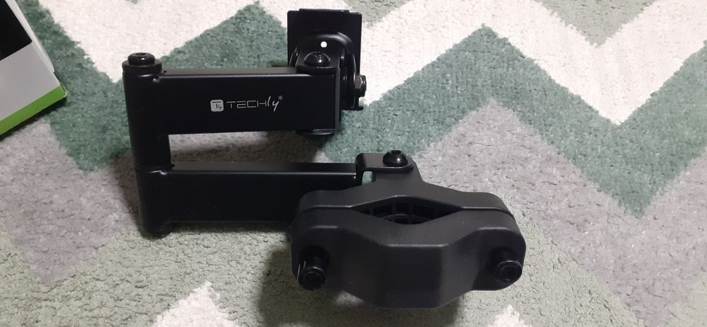 Кріплення для монітора Techly