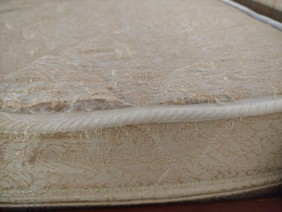 Кровать -чердак з матрацем