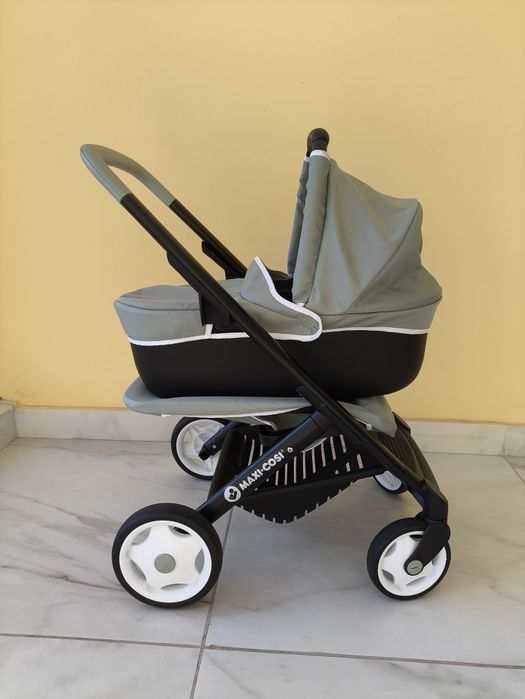 Дитяча іграшкова  коляска, візочок Smoby Maxi Cosi 3 в 1