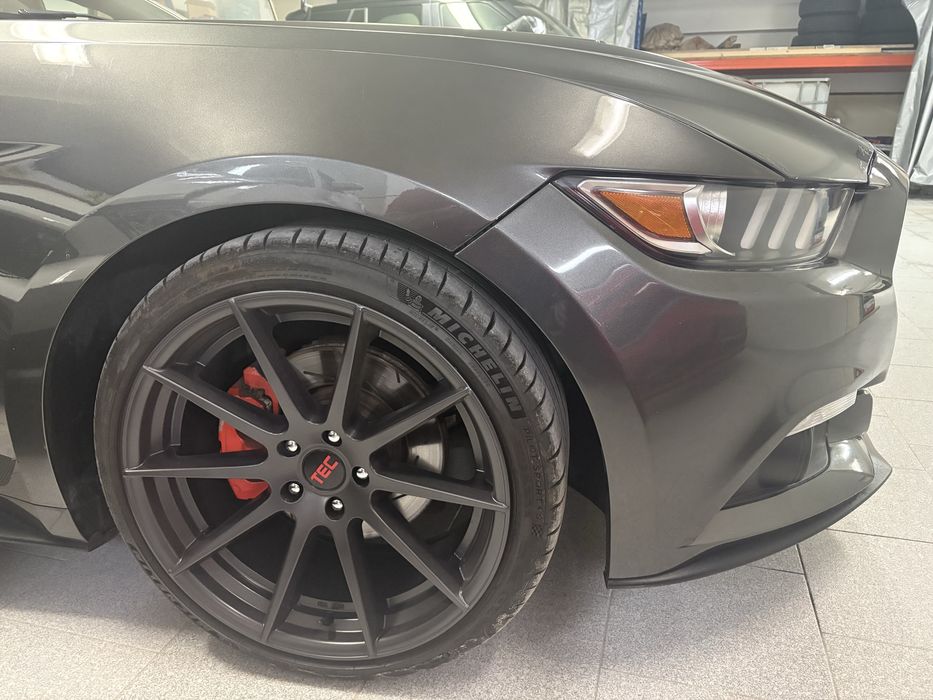 FORD MUSTANG 2.3 cc - 315 cv