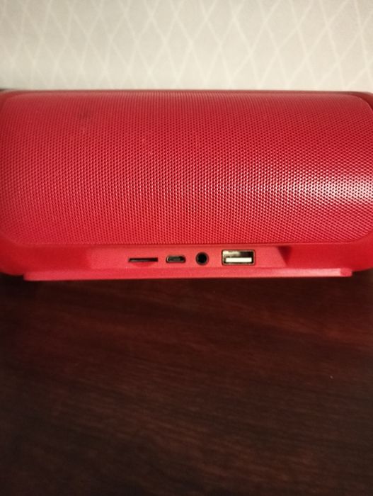 Портативная блютуз колонка JBL Charge 2+