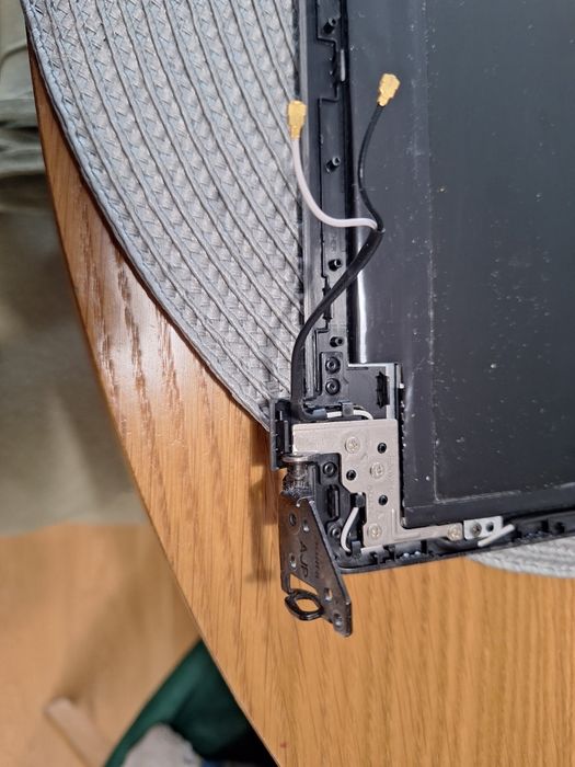 Matryca z ramką i zawiasami Acer Aspire ES1-111