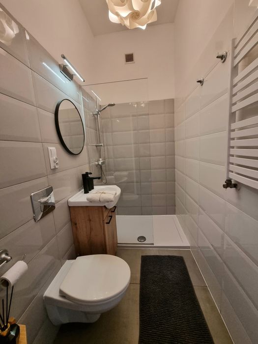 Komfortowy apartament w centrum, parking, wifi.