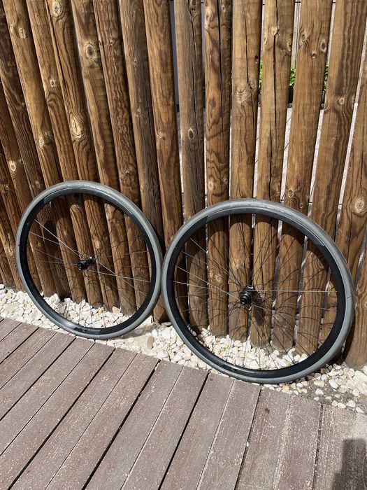 Rodas alumínio syncros RP 2.0 Disc pneus SCHWALBE ONE 28x1.10 700x28C