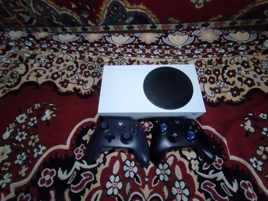 Ігрова приставка xbox series s