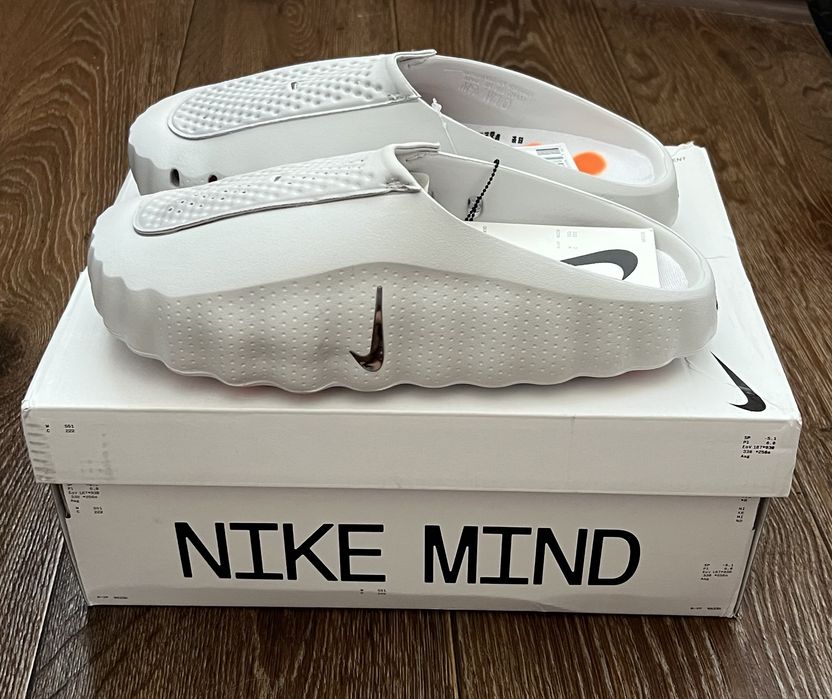 Продам мюлі Nike Mind