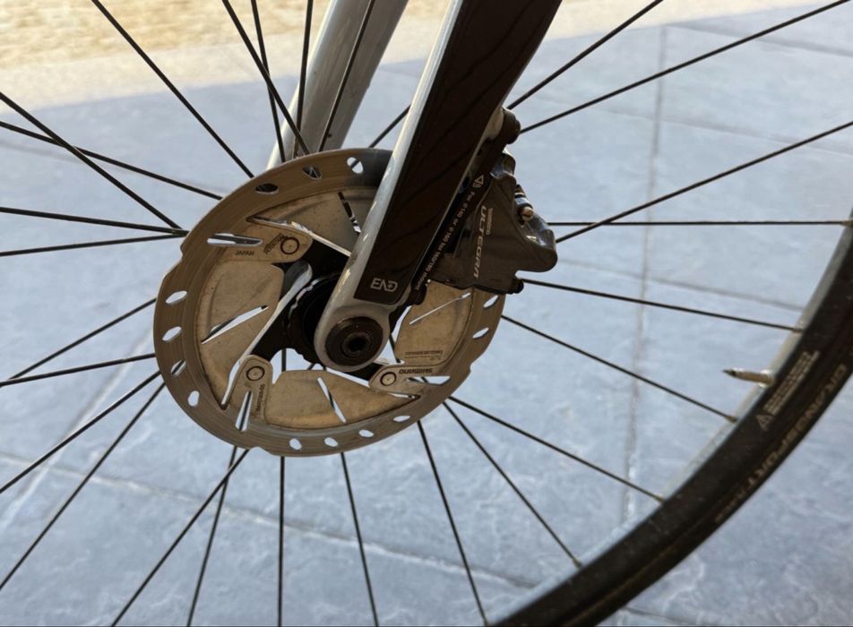 Bicicleta Carbono Coluer Invicta Ultrega Disco M