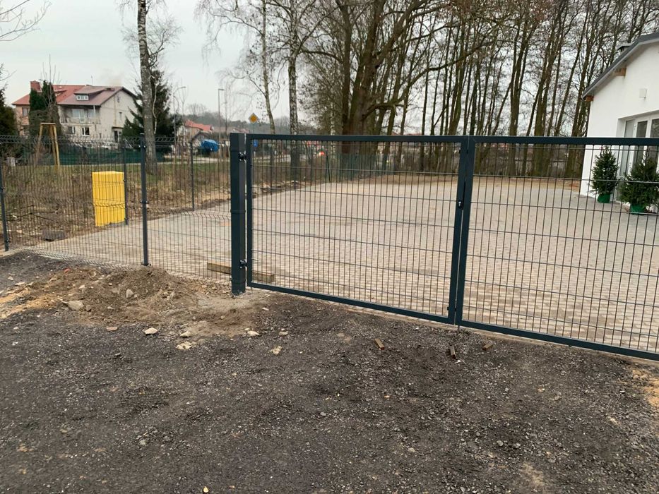 Brama dwuskrzydłowa ocynkowana malowana H-1,9 L-5m- DOSTEPNA