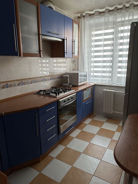 Сдам комнату для девушки (коммуналка включена)от собственника