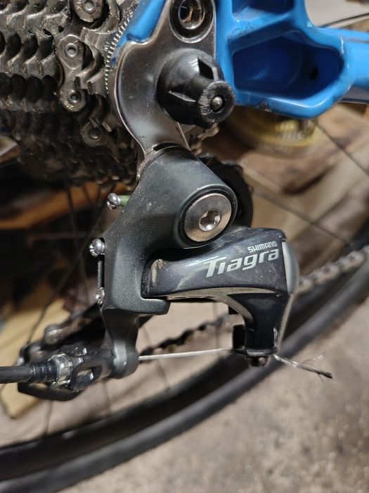 Przerzutka tylna Shimano Tiagra 4700 stan BDB