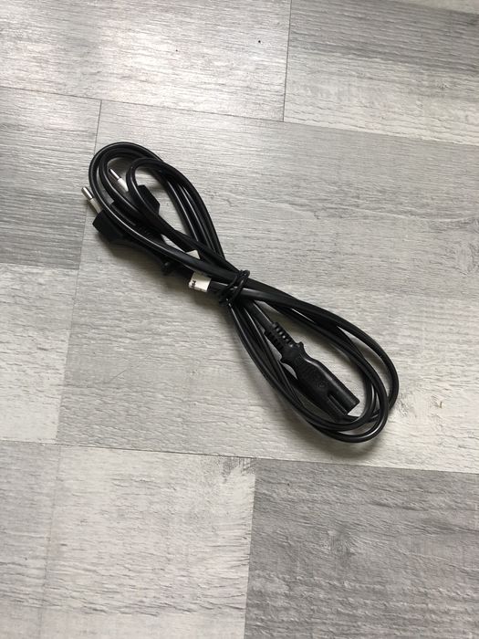 Kabel zasilający „ósemka”