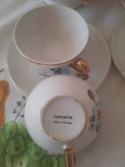 Mini serviço de café para decoração, em faiança da fábrica Louçarte