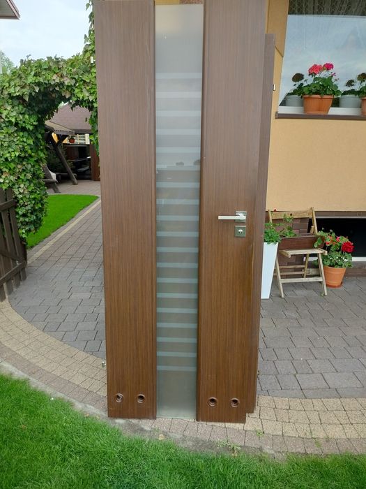 Sprzedam drzwi Porta drzwi 70 łazienkowe plus pełne