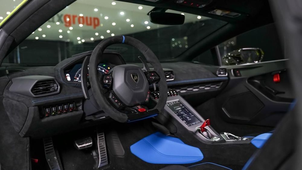 Lamborghini Huracán STO