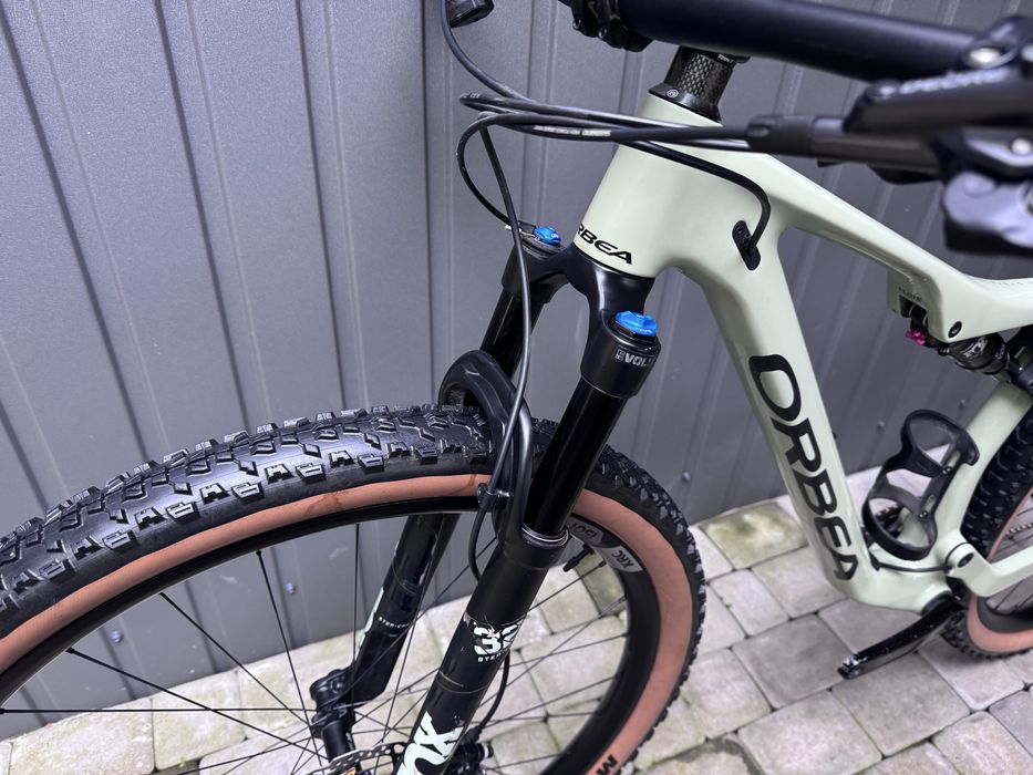 Карбоновий Велосипед Orbea Oiz AXS