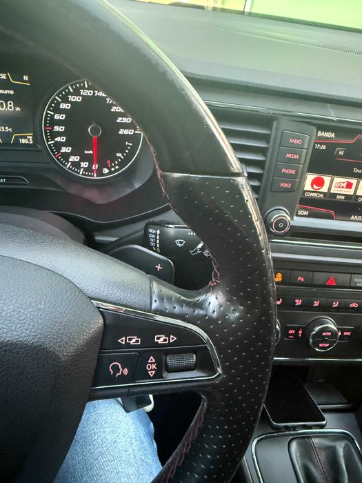 SEAT Leon ST FR 184cv 2016 | Full Extras | Estado Impecável