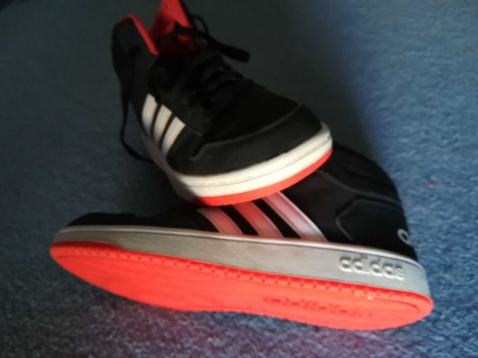 Ténis Adidas - 38 - Como novos