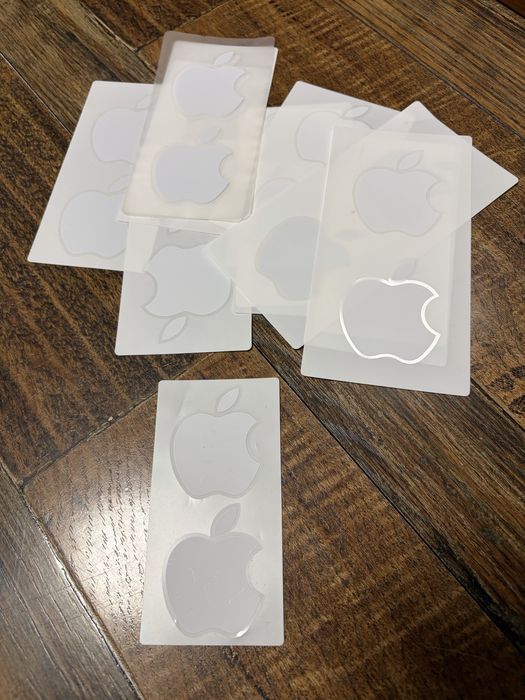 Наклейки від Apple техніки iPhone, macbook, ipad