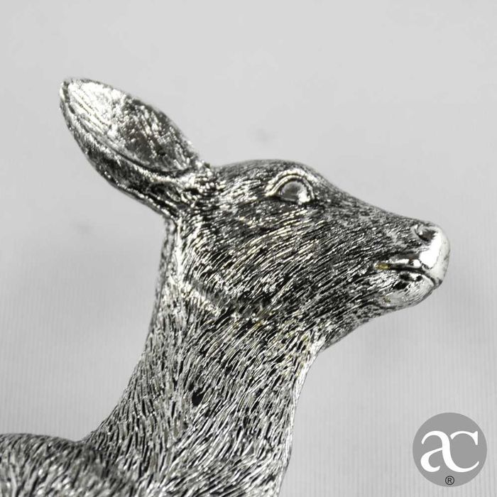 Figura de Corça em massa com banho de prata