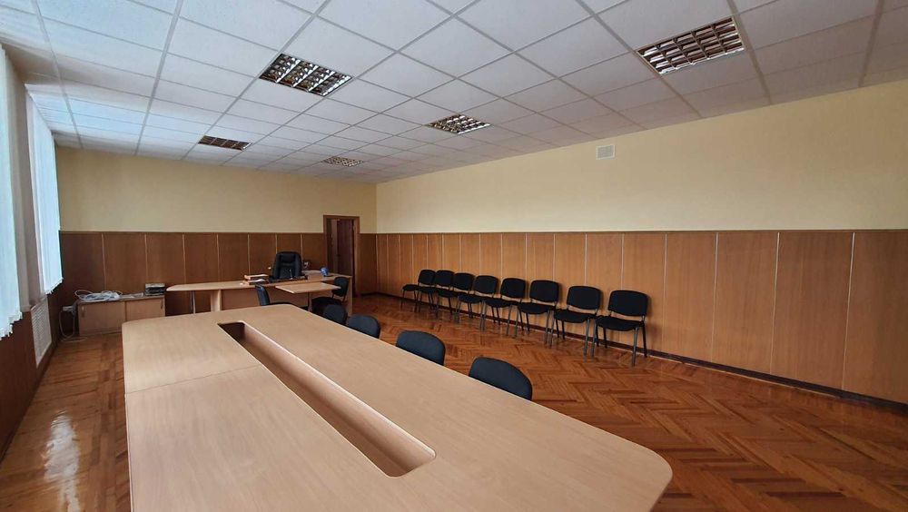 Оренда двоповерхової будівлі під будь-який вид діяльності
