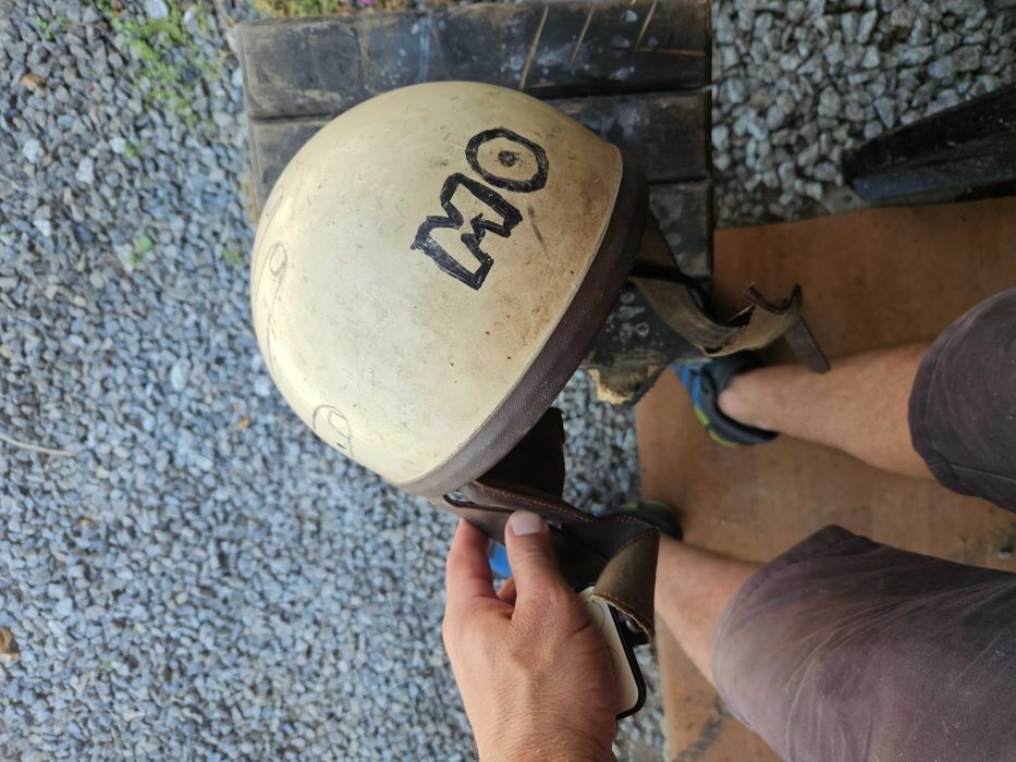Kask PRL orzeszek
