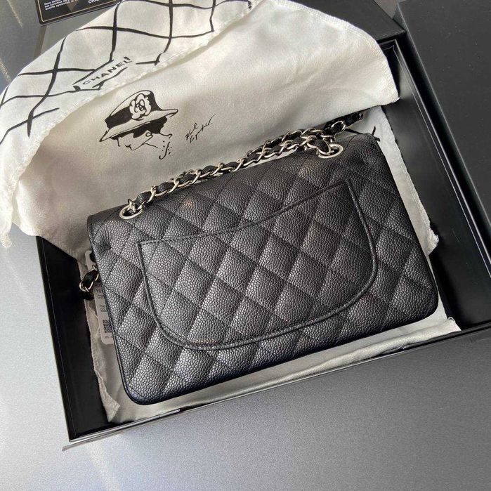 Damska torebka Chanel Classic Flap