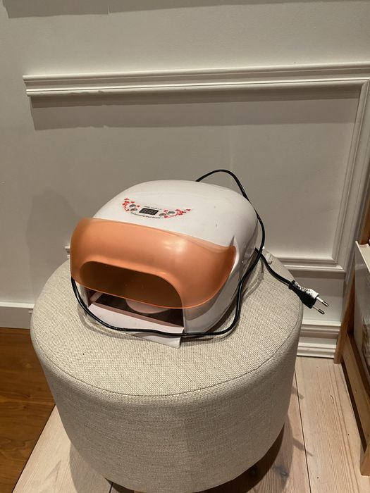 Lampa UV do paznokci