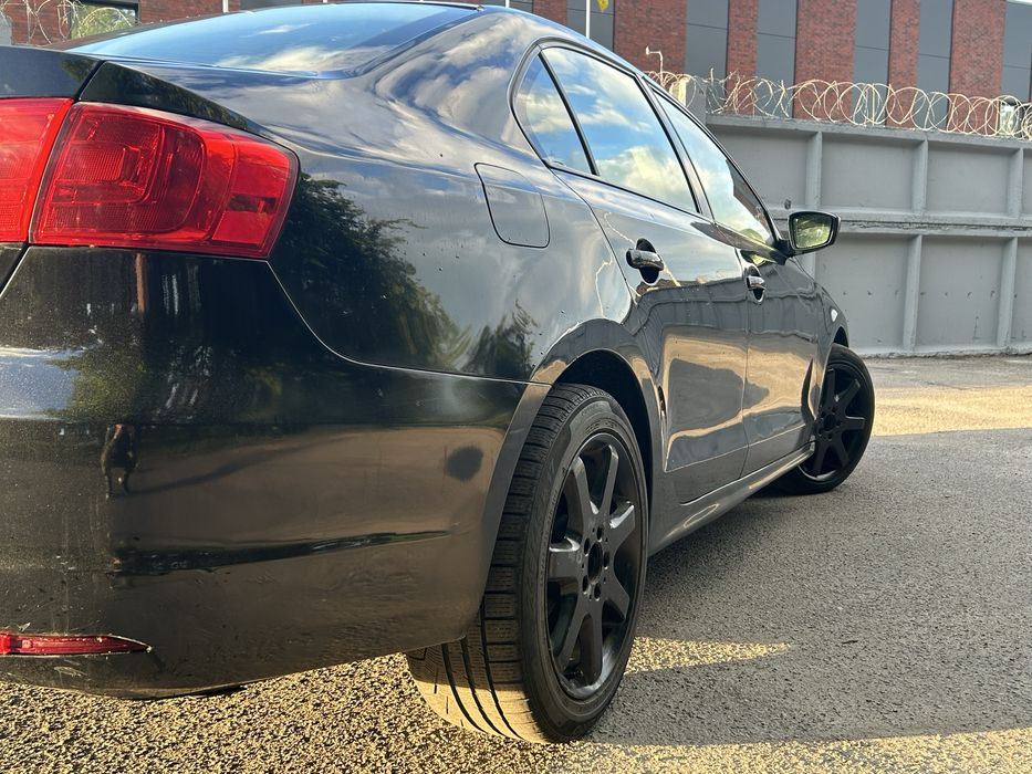 VW Jetta 2012 2.0 газ бензин