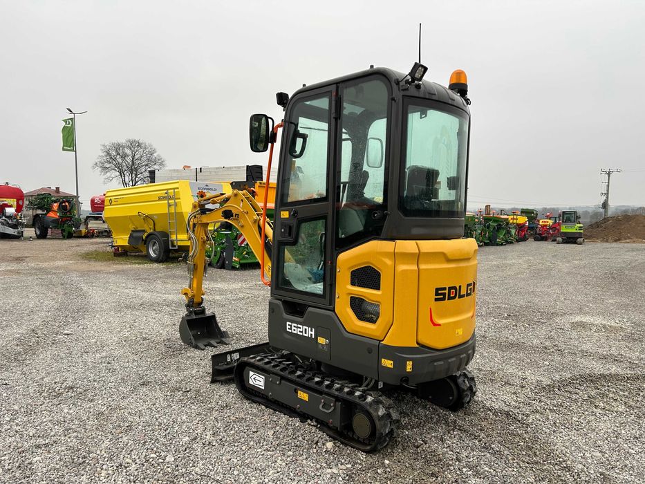 Minikoparka SDLG E620H
