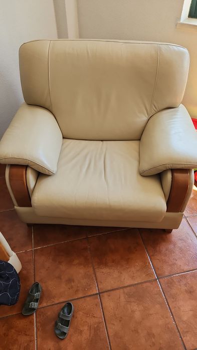 Sofá novo, usado menos de 1 ano Pinhal Novo • OLX Portugal