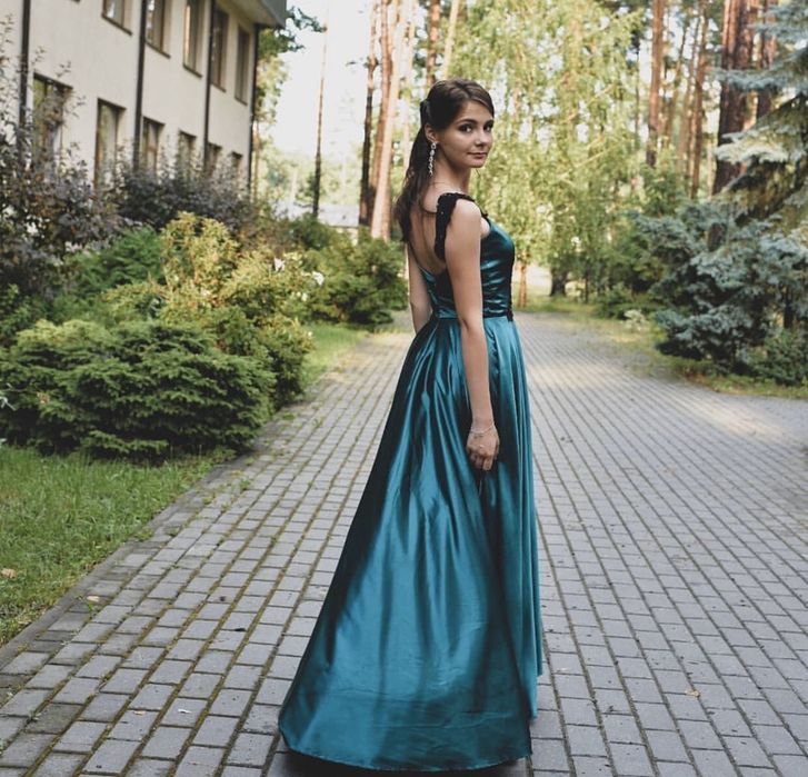 Випускна сукня / бальна сукня