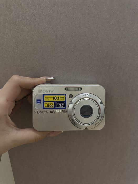 Вінтажна камера Sony Cyber-Shot 10.1 Mexa Pixels