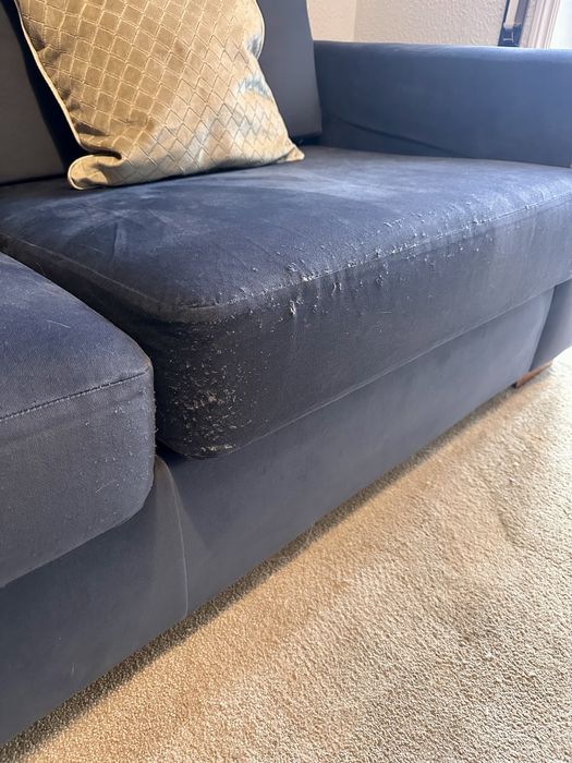 Sofa 2 lugares com cerca de 2 metros