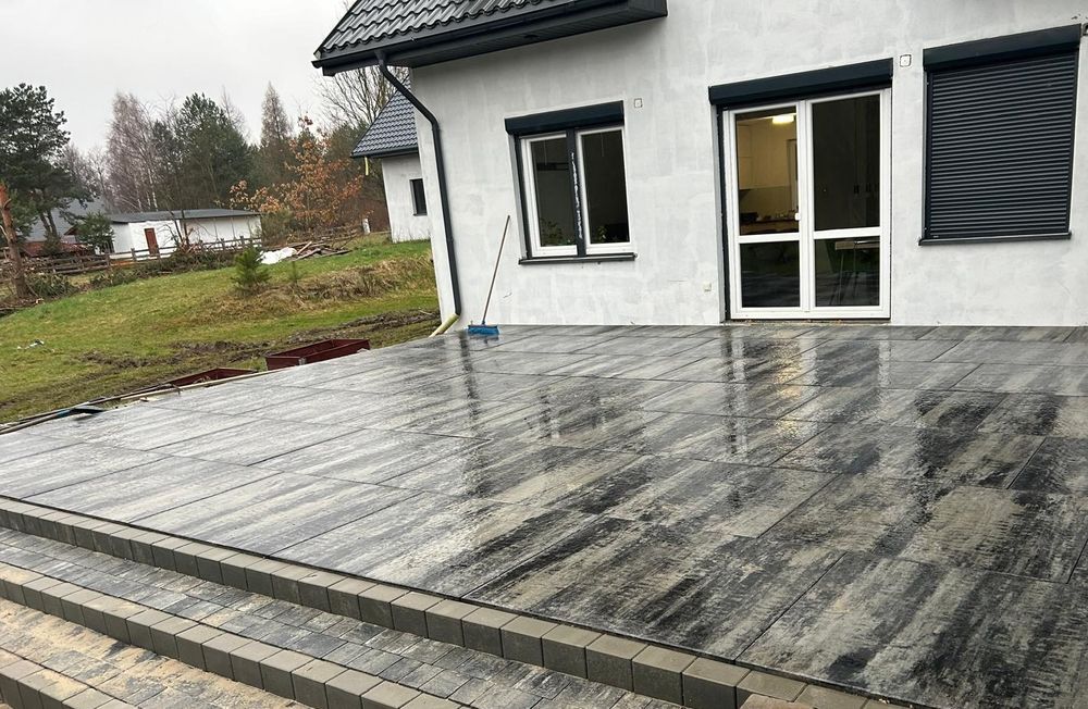 Układanie kostki brukowej. Usługi brukarskie