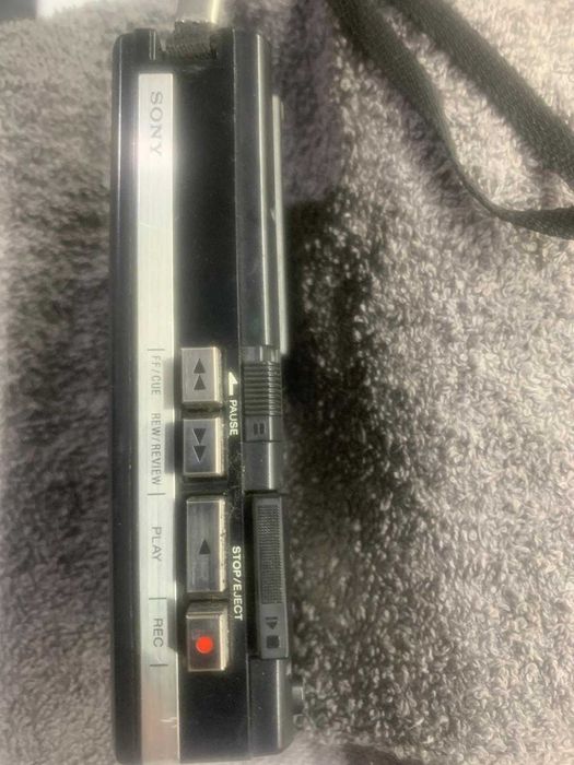 SONY WALKMAN Cassete Recorder TCM-19V