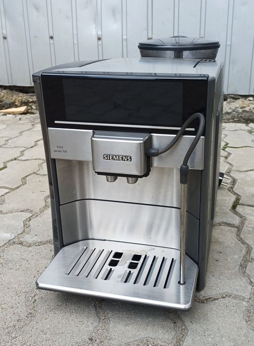 Кавомашина кавоварка Сіменс Siemens Germany EQ.6 plus S700 укр мова