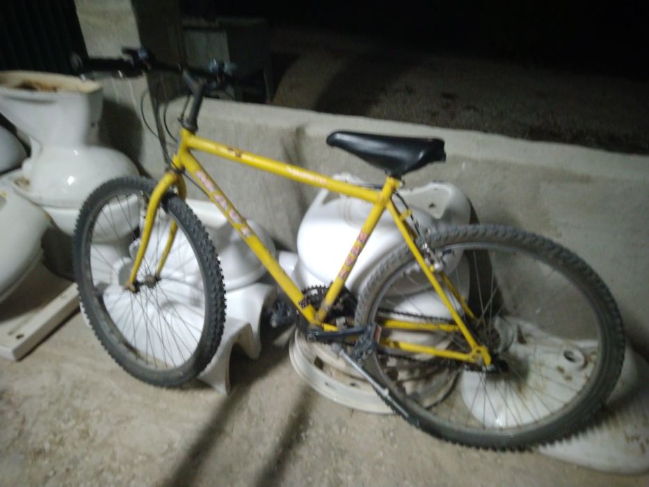 Three used bicycles513121579686307845