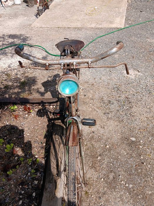 Bicileta Pasteleira muito antiga