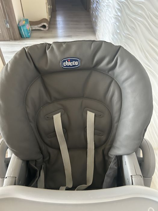 Стульчик для кормления Chicco Polly Magic