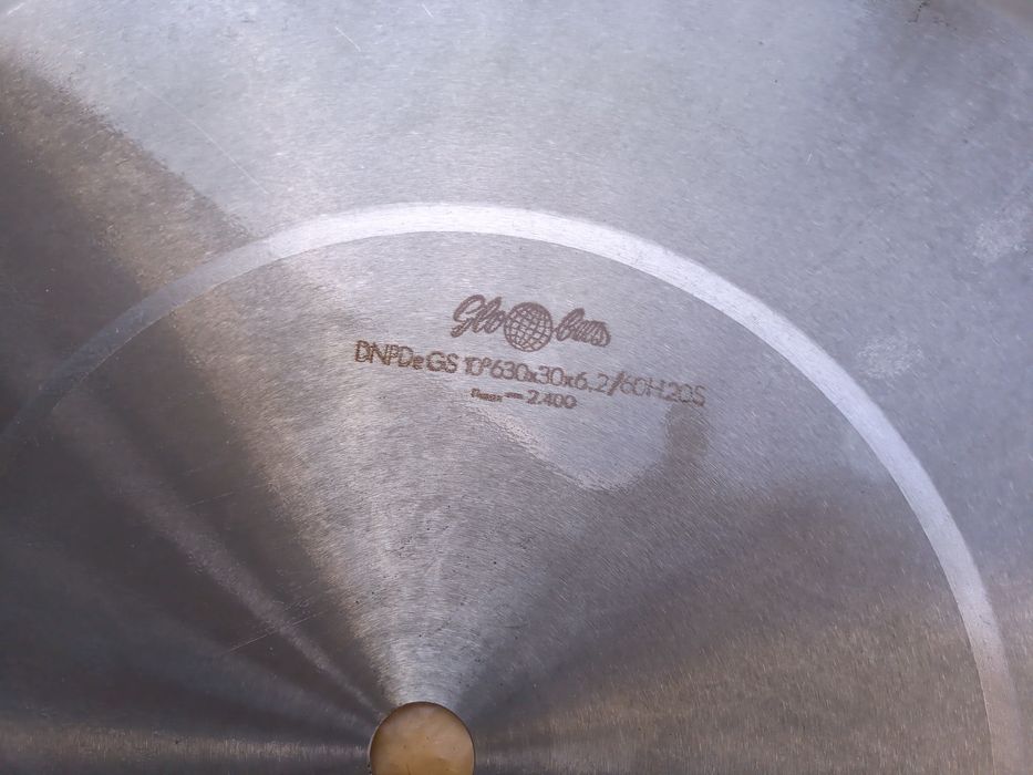 Piła 630x30x62/60H205 tarczowa do cięcia wzdluznego Globus