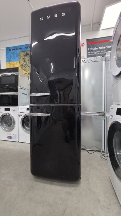 Ретро холодильник Smeg FAB32RBL5 NoFrost Чорний глянець Італія