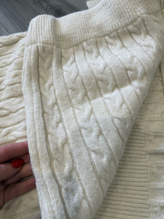 Костюм жіночий светр спідниця