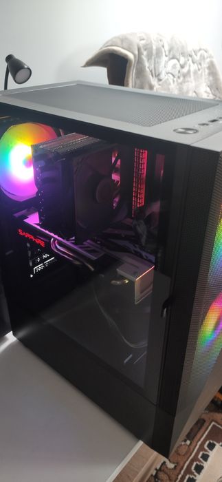 Komputer Ryzen 7 2700x 16gb ram 256gb M2 256gb ssd  1tb HDD  rx58