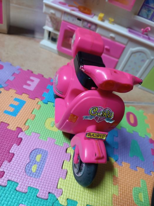 Conjunto - brinquedos bonecas/barbies