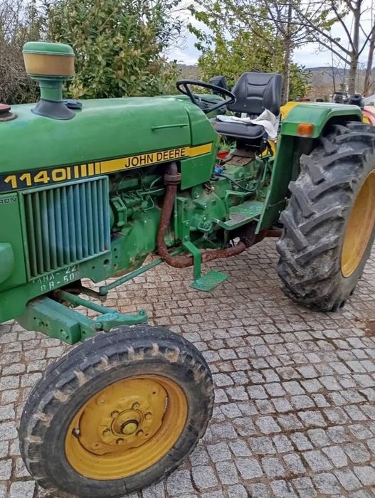 Trator jhon deere