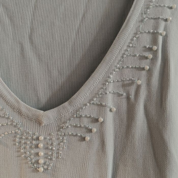 Błękitna bluzka z koralikami wiskoza