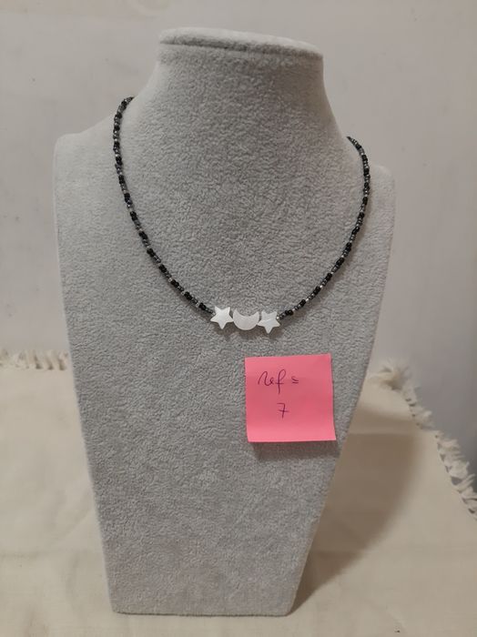 Colares de missangas do projecto Seis Mãos