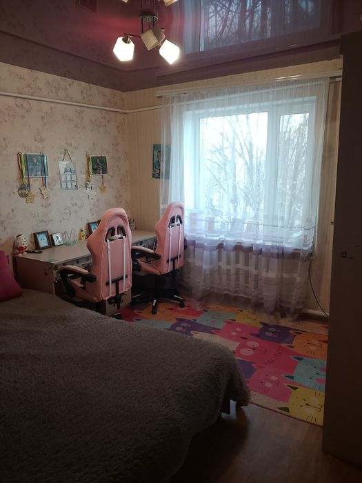 Продам 2 - кімнатну квартиру в Чутове