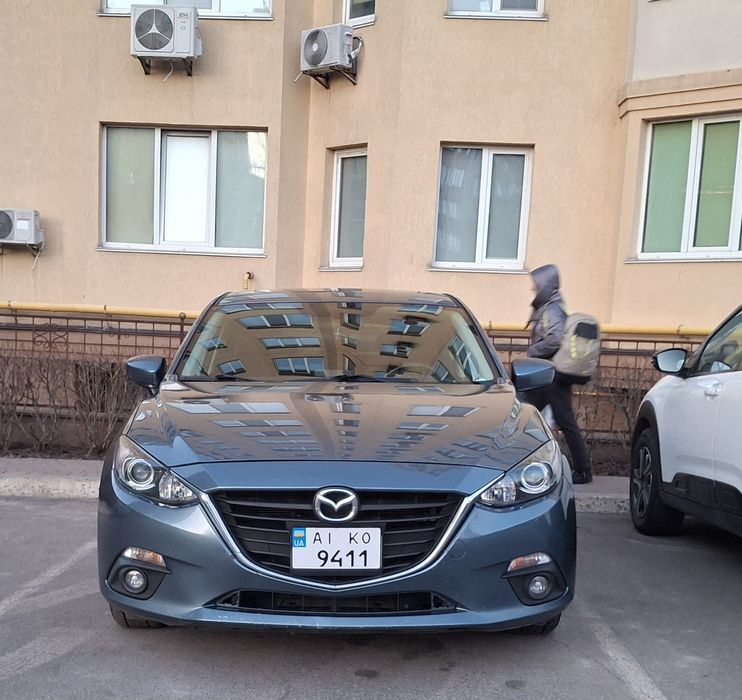 Продам Mazda 3, AT 2.0