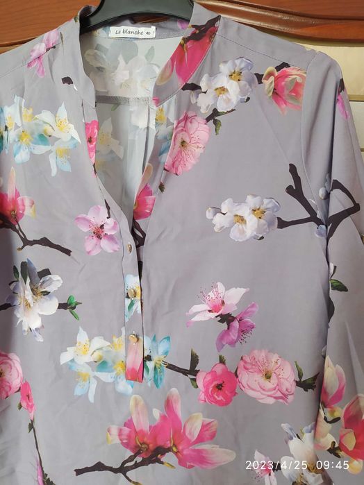 Bluzka 40 wzór kwiatowy. Stan idealny